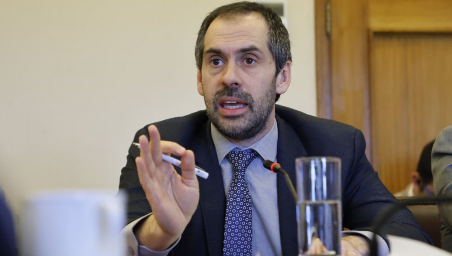 Ministro Grau anunció ajustes al Presupuesto en Vivienda, Junaeb y programas para adultos mayores