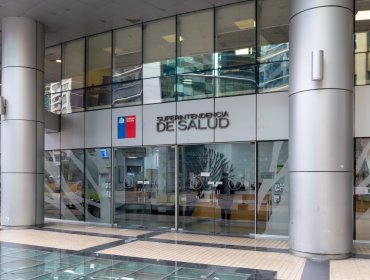 Cámara aprueba y despacha al Senado el proyecto que fortalece las facultades de la Superintendencia de Salud