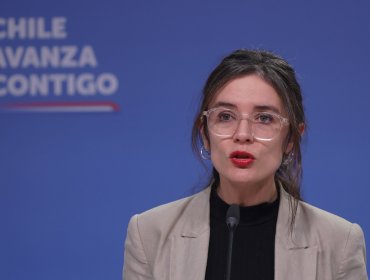 Vallejo rechaza idea de "cerrar el capítulo 73-90" planteada por Kaiser: "Solo abre las heridas que dejó la dictadura"