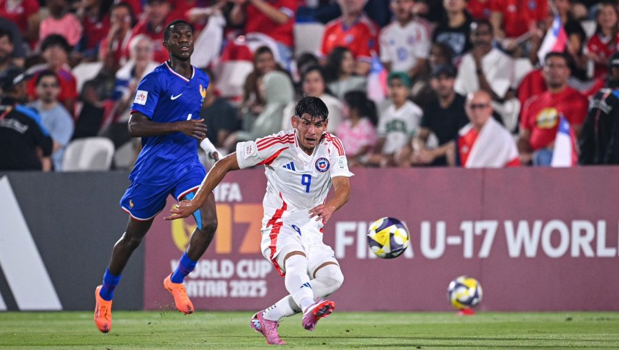 Chile fue víctima de su falta de finiquito y perdió en su debut ante Francia en el Mundial Sub-17