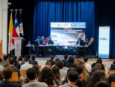 Desde Hoffmann a Ibáñez: candidatos al Senado prometen avanzar unidos por la región en seminario sobre Infraestructura y Desarrollo