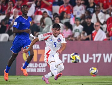 Chile fue víctima de su falta de finiquito y perdió en su debut ante Francia en el Mundial Sub-17