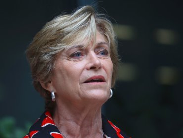 Matthei cuestiona a Jara y dice que aunque renuncie al PC "todo el mundo va a saber que es comunista"