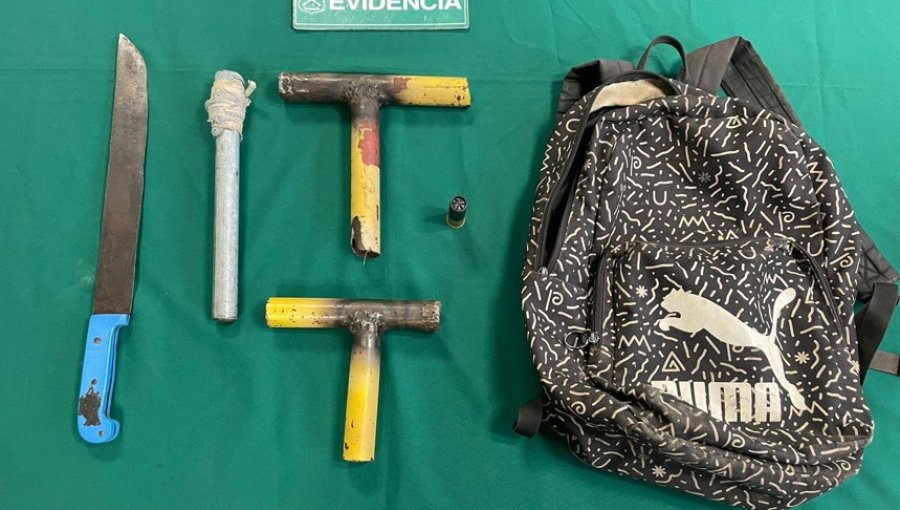 Dos hombres son detenidos en Nogales tras abandonar mochila con arma y machete