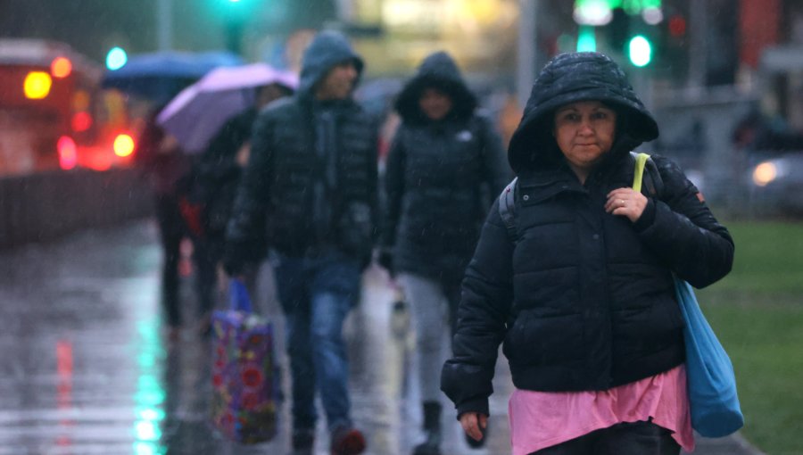 Tormentas eléctricas y lluvias continuarían el fin de semana entre Ñuble y La Araucanía
