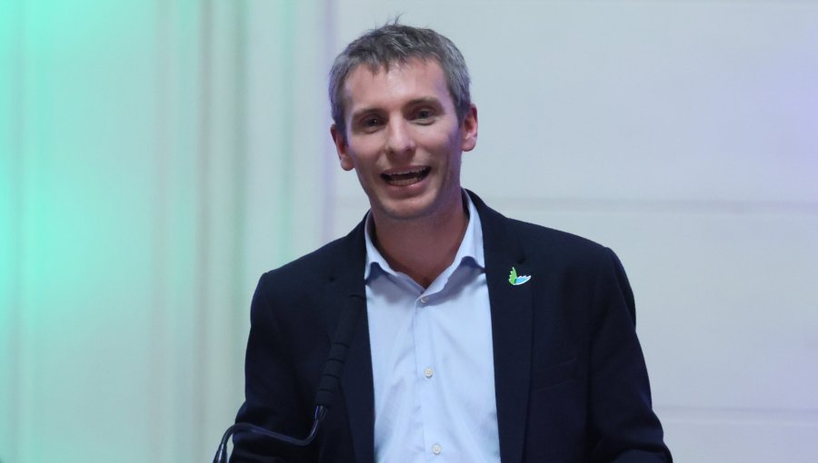 Presidente de Evópoli y posible renuncia de Jara al PC si llega a La Moneda: "Nos está tomando por tontos a todos"