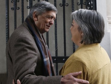 Lautaro Carmona reitera que el Partido Comunista aceptará decisión de Jara de suspender militancia