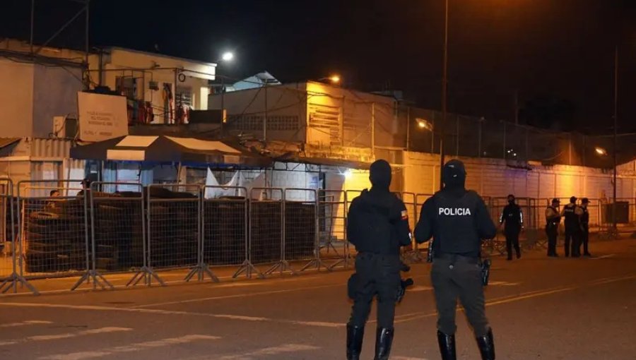 Al menos 31 reclusos murieron tras violentos enfrentamientos en una cárcel de Ecuador: 27 fueron ahorcados