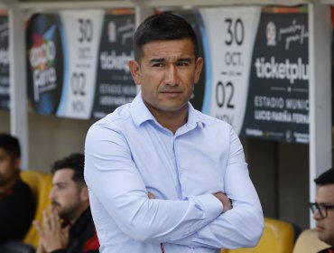 DT de D. Limache adelanta la "final" por no descender ante U. Española y recalca que "tenemos que sumar"