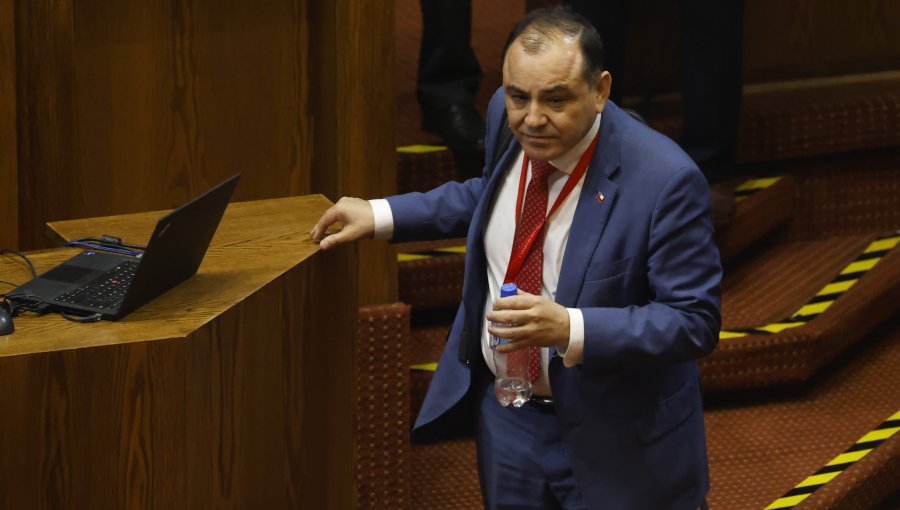 Senado vota la acusación constitucional contra el ministro Antonio Ulloa: diputado Manouchehri advierte "jugada" para salvarlo