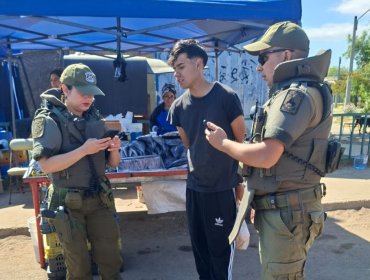 Fiscalización en feria de Quintero deja tres detenidos: dos mantenían órdenes vigentes