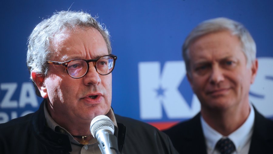 Superintendencia de Pensiones exige a las AFP informar toda publicidad y promoción tras polémica por supuestos bots de Kast