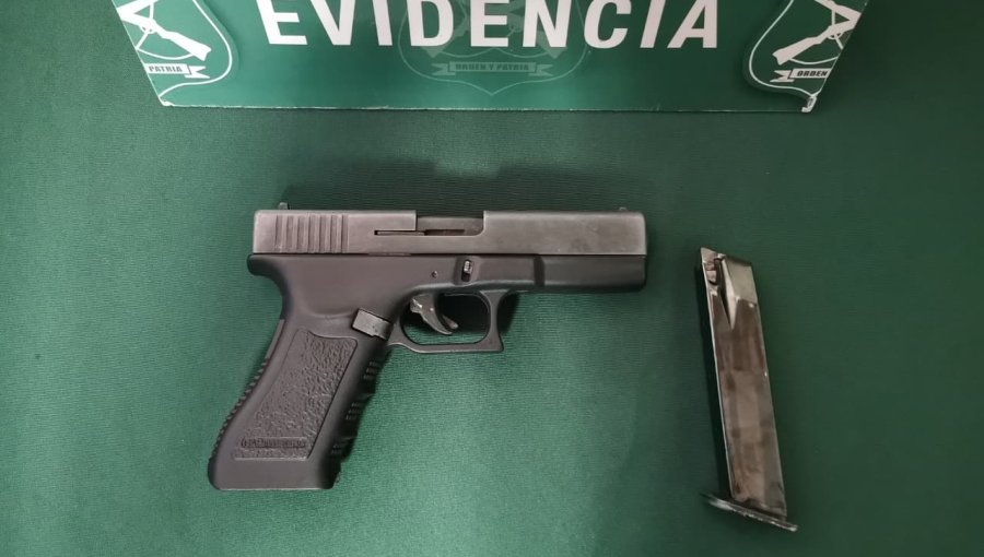 Dos delincuentes fueron detenidos tras robo frustrado en la plaza Victoria de Valparaíso