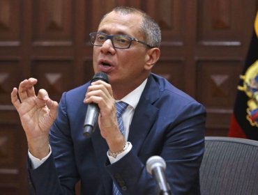 Exvicepresidente Jorge Glas es trasladado a cárcel para los presos más peligrosos de Ecuador por orden de Daniel Noboa