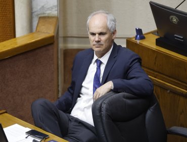 Presidente de RN plantea que Evelyn Matthei "está en mejor posición para ganar en una segunda vuelta"