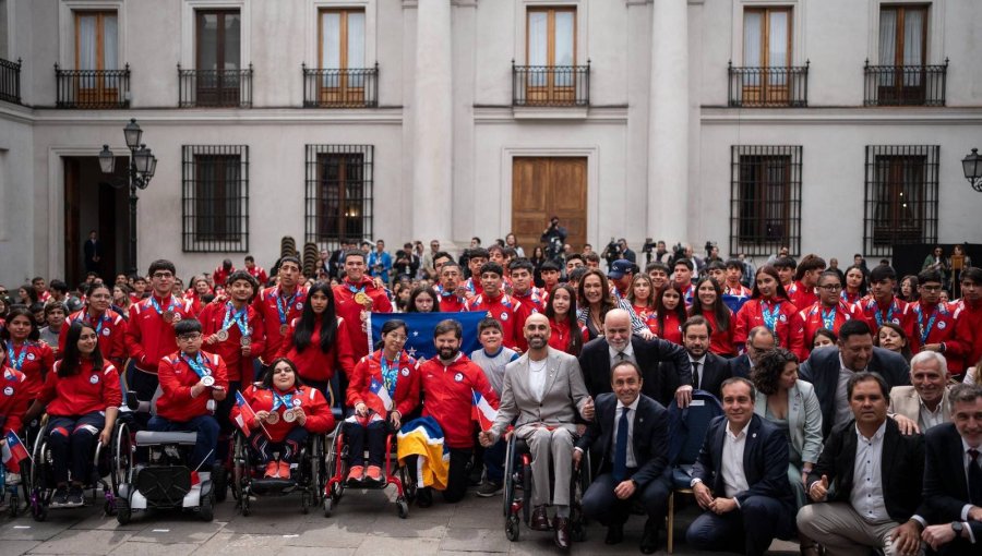 Presidente Boric recibió al Team Para Chile tras histórica participación en Juegos Parapanamericanos Juveniles