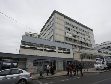 Contraloría lapida al Hospital Van Buren de Valparaíso: detecta contrataciones irregulares, pagos sin respaldo y graves fallas de gestión