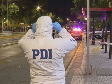 Funcionario de la PDI baleó a delincuente armado que intentó asaltarlo en la Alameda