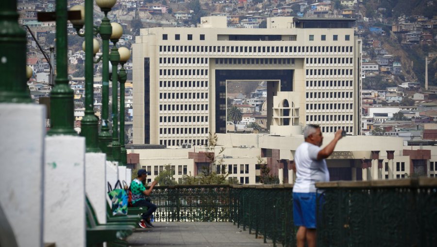 Diputados de Valparaíso en la mira: estudio puso la lupa en el trabajo parlamentario y en el uso de recursos para asesorías externas