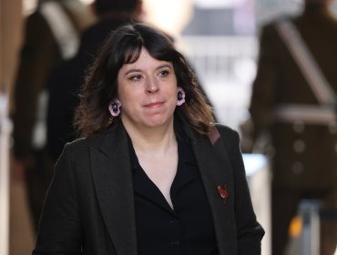 Presidenta FA respalda desmarques de Jara del Gobierno y remarca que "nosotros también hemos sido críticos"