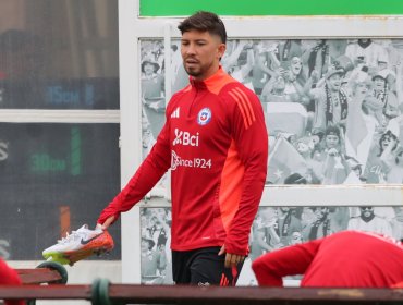 Felipe Loyola insta a los hinchas a apoyar a la Roja en el nuevo proceso y avisa que "de nuestro lado vamos a dar todo"