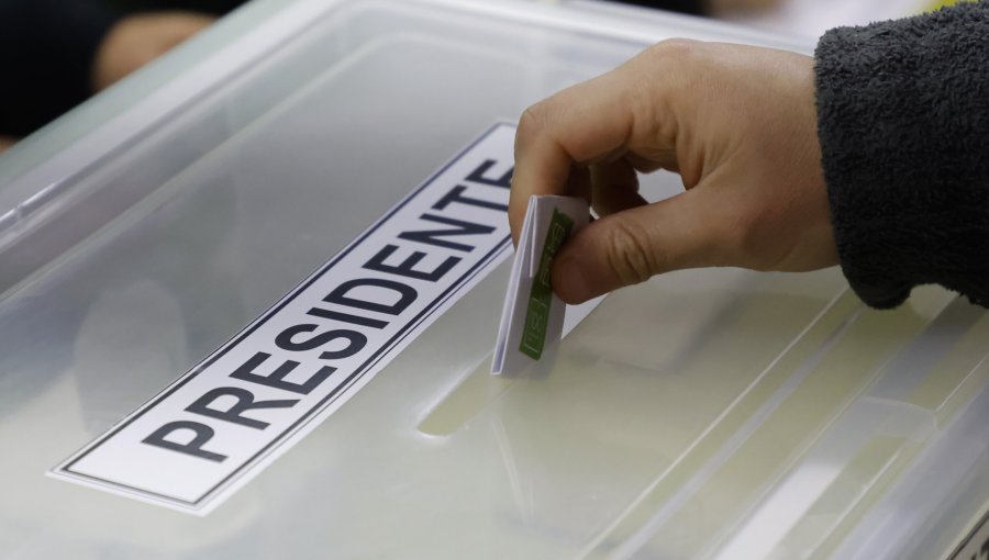 Autoridades de Valparaíso recuerdan que la cédula de identidad y el pasaporte físico son los únicos documentos válidos para votar