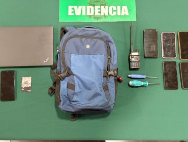 Tres sujetos fueron detenidos tras robar especies desde un auto en mall de Concón