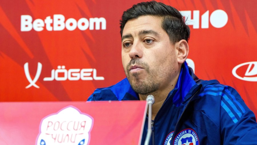 Nicolás Córdova explicó por qué no convocó a Erick Pulgar y defendió su trabajo en la Roja