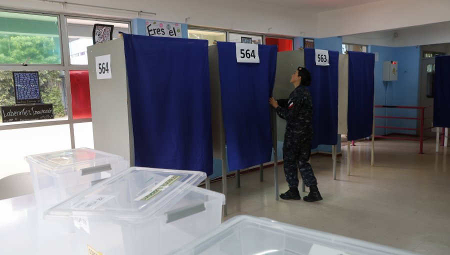 Elecciones 2025: Voto es obligatorio para los chilenos y estas son las excusas