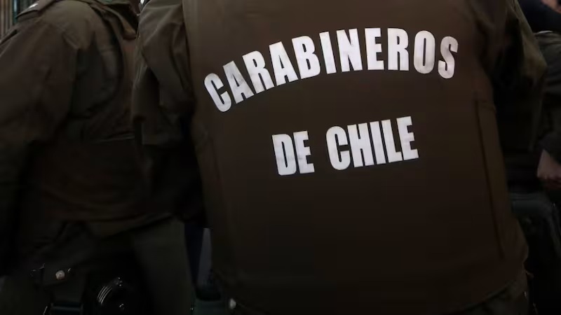 Carabinero muere por herida de bala al interior de cuartel en Ercilla: indagan si lesión fue autoinfligida o si participaron terceros