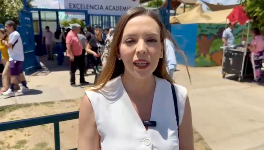 Camila Flores tras votar en Limache: "Este domingo parte la recuperación de Chile"