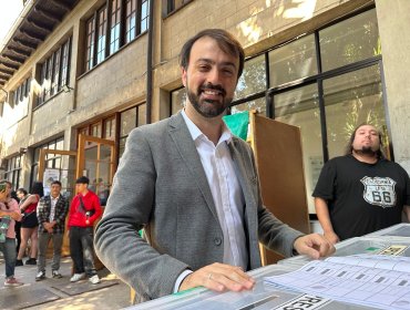 Jorge Sharp y críticas a su movimiento político por apoyar a Karol Cariola: "Hay que pedirle altura a todos los candidatos"