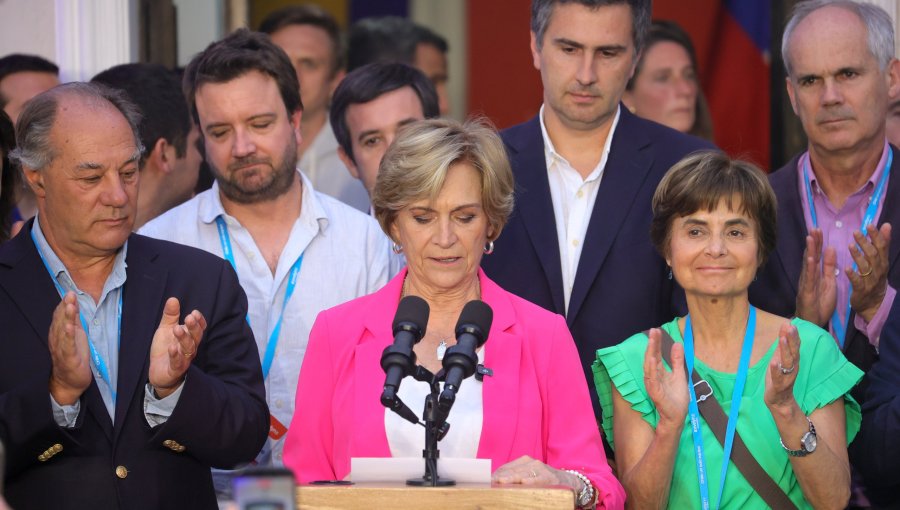 Evelyn Matthei reconoció su derrota presidencial y felicitó a José Antonio Kast: "Hoy son otros los que tienen opciones"