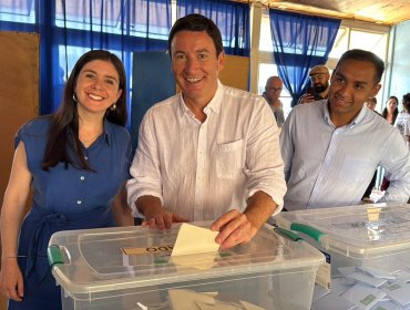 Squella destaca la masiva concurrencia a locales de votación y reitera la confianza de que Kast avance a la segunda vuelta