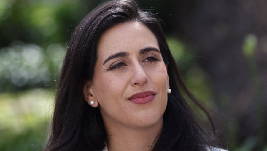 Alcaldesa Ripamonti tras votar resalta que este proceso "marca cómo va a ser nuestro país en los siguientes cuatro años"