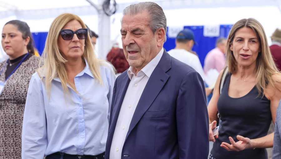 Frei reconoce escenario "muy revuelto" y dice que "hoy no es un día para darse gustitos personales"