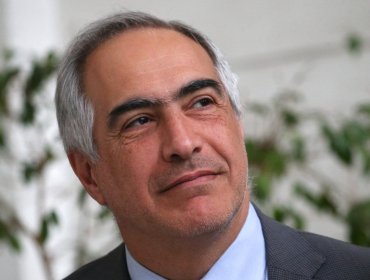 Chahuán confía en que la derecha "ganará tanto el Senado como la Cámara" y que Matthei "pasará a segunda vuelta"