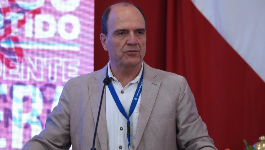 "El fracaso es total": Monckeberg dice que Chile Vamos "cumplió su ciclo" y llamó a sumarse a eventual Gobierno de Kast