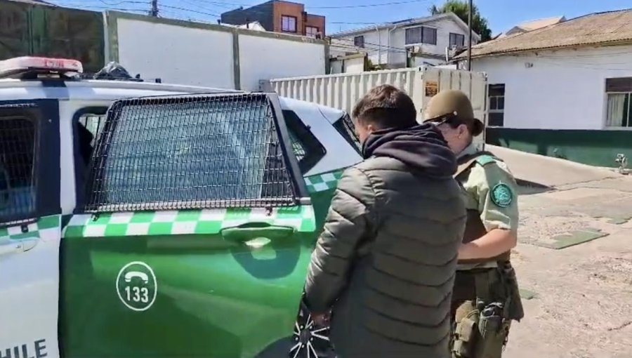 Dos sujetos fueron detenidos por robo con violencia cometido en el centro de Cartagena