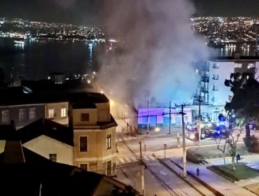 Querido vecino del cerro Playa Ancha pierde la vida en incendio que destruyó dos locales comerciales de la avenida Gran Bretaña