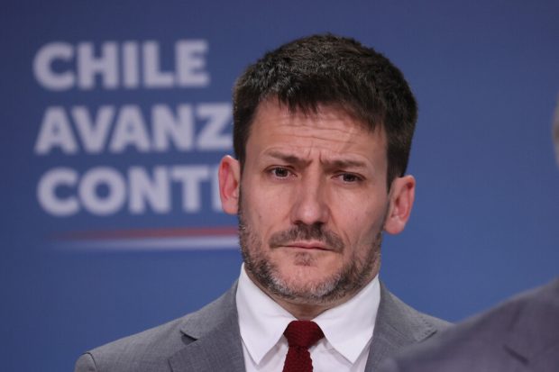 Exministro Diego Pardow: "Este país fue capaz de poner sus cuentas al día con errores míos"