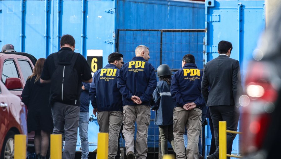 Allanamientos en Terminal Pesquero de Lo Espejo y otras dos regiones desbaratan bandas dedicadas al robo de salmones