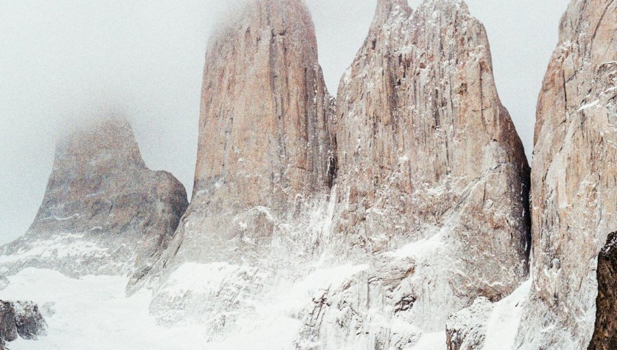 Conaf inicia investigación interna por tragedia en Torres del Paine que dejó cinco turistas muertos