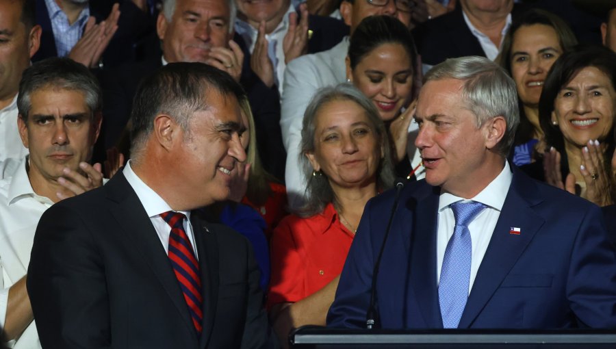 José Antonio Kast le pidió a alcaldes de Chile Vamos que "dejen los pies en la calle" para lograr la victoria en la segunda vuelta