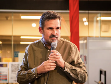 Jara solicita la renuncia al coordinador estratégico del comando por dichos contra el PDG y la hermana de Parisi