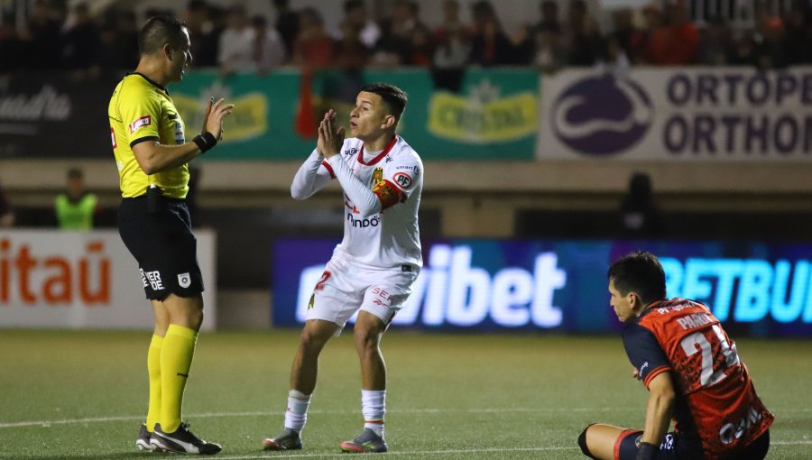 Dirigente de Unión Española responsabilizó al árbitro por la caída ante Limache