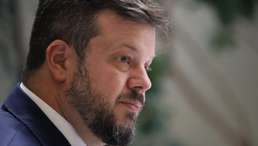 Kaiser asegura que Parisi no podrá "ordenar" a los 14 parlamentarios electos del PDG