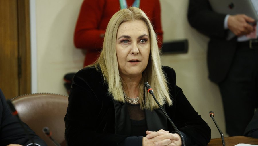 Diputada Jiles advierte que si Kast es Presidente "estaré haciéndole la vida imposible" desde el Congreso