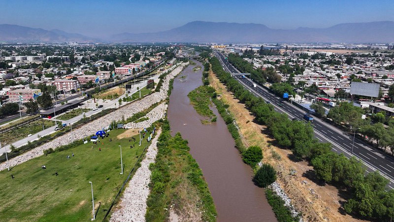 Quince años del Mapocho limpio: autoridades celebran el hito sanitario y ambiental que transformó Santiago