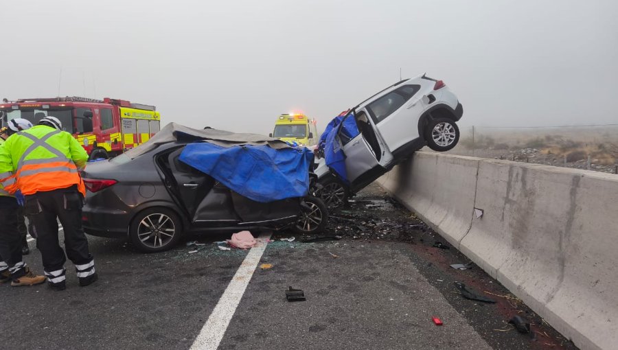 Tragedia en San Felipe: colisión frontal entre auto chileno y argentino deja tres muertos y dos niños graves en autopista Los Andes